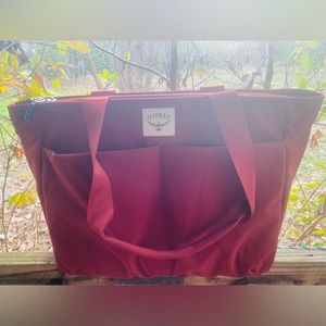 Osprey Arcane tote. Recycling fabric material. Brand new used one time.